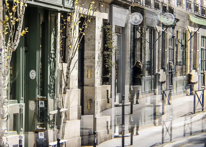 Hotel Louis II Parijs